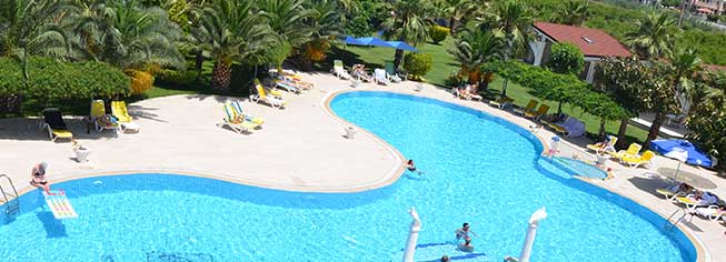Keskin Otel Havuz Manzarası